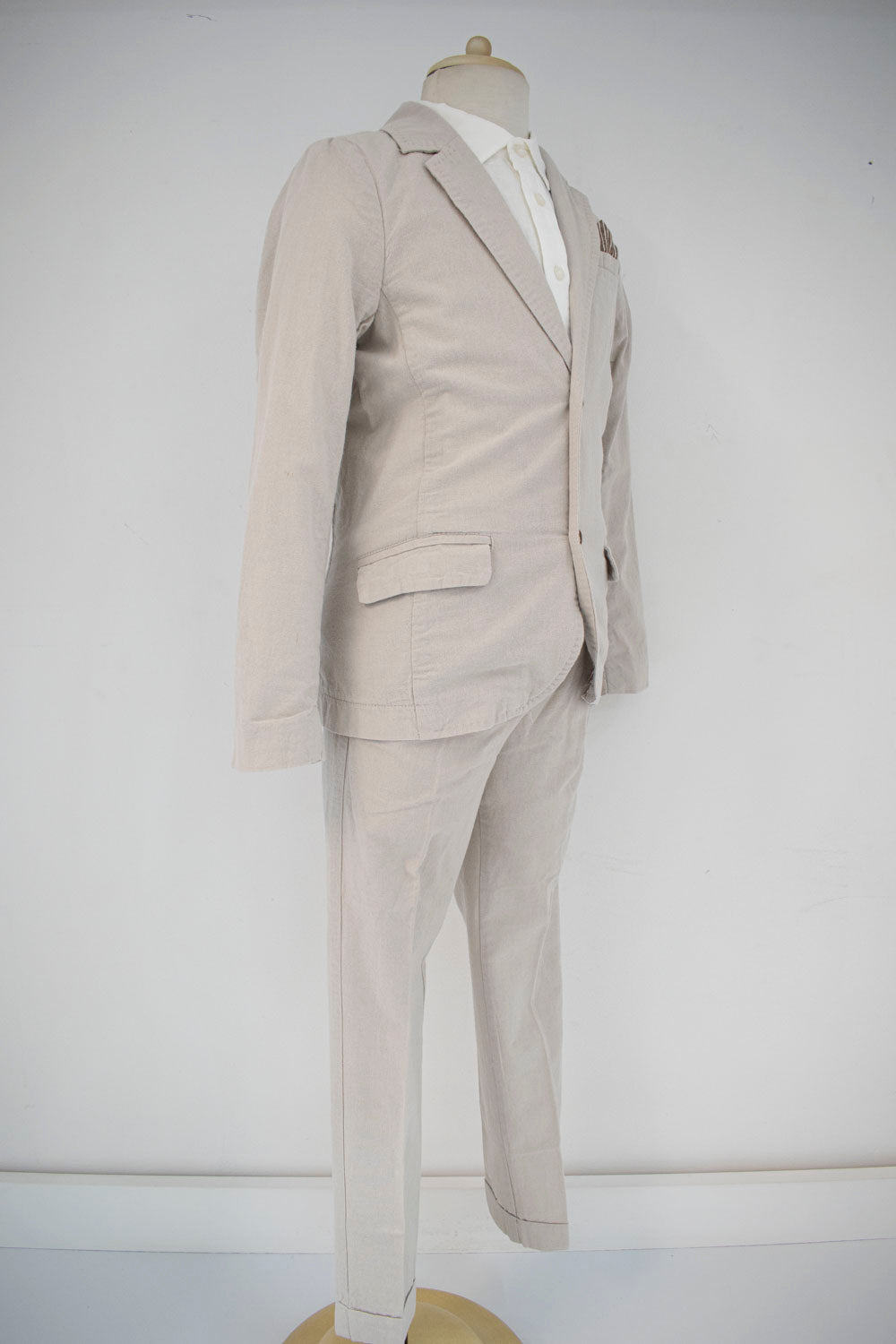 Traje Samuel