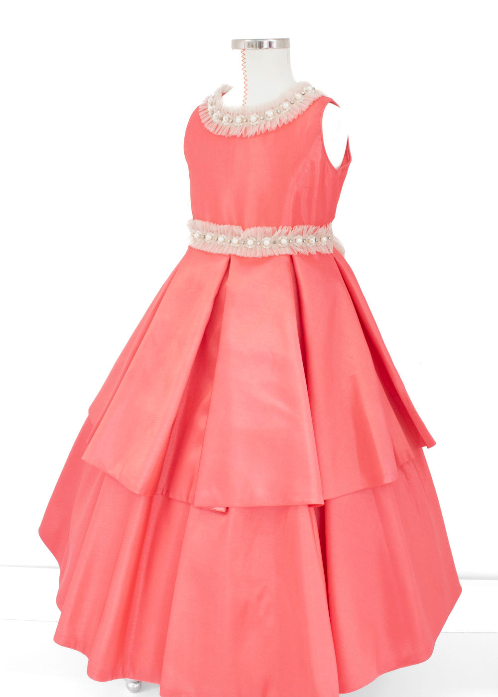 Vestido en capas coral