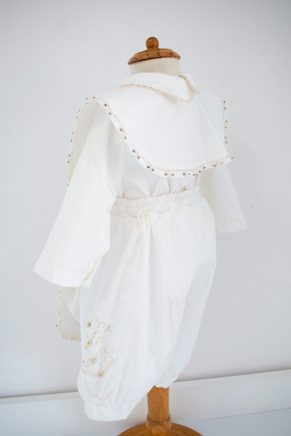 Traje bautizo Saúl